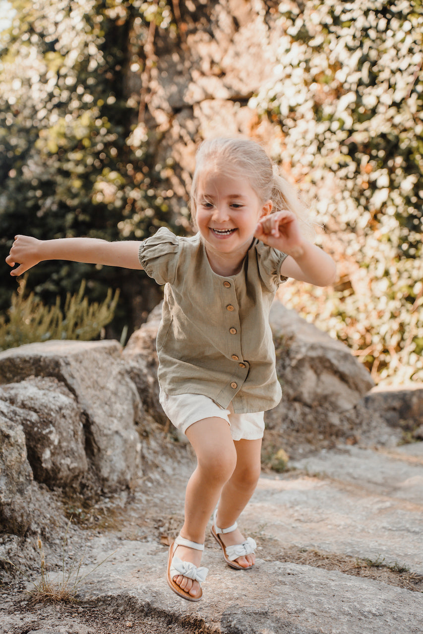 Linen Shirt Zoe Olive | Peter Jo Natural